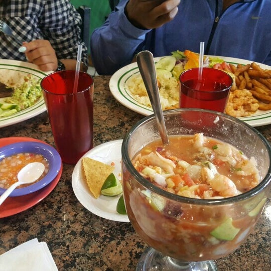 Photo taken at Alegrias Seafood Chicago by Undraa G. on 7/2/2016
