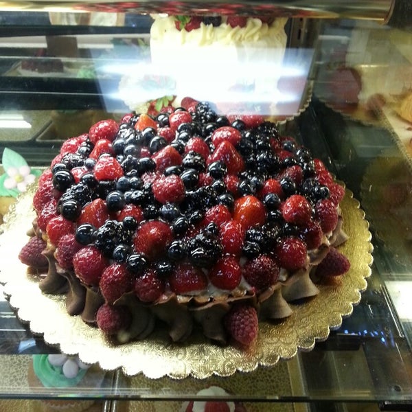 Photos at Bread Basket Cake Co. Bakery in Camarillo
