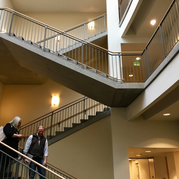 Microsoft Redwest Building C Office in Overlake