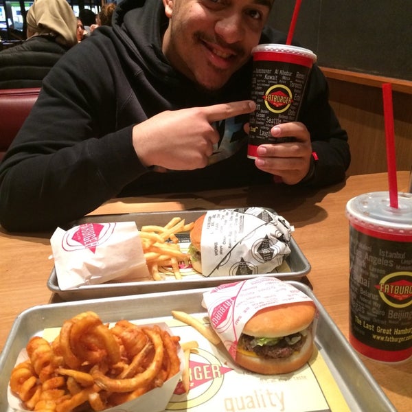 Photo taken at Fatburger by Olianna D. on 4/22/2014