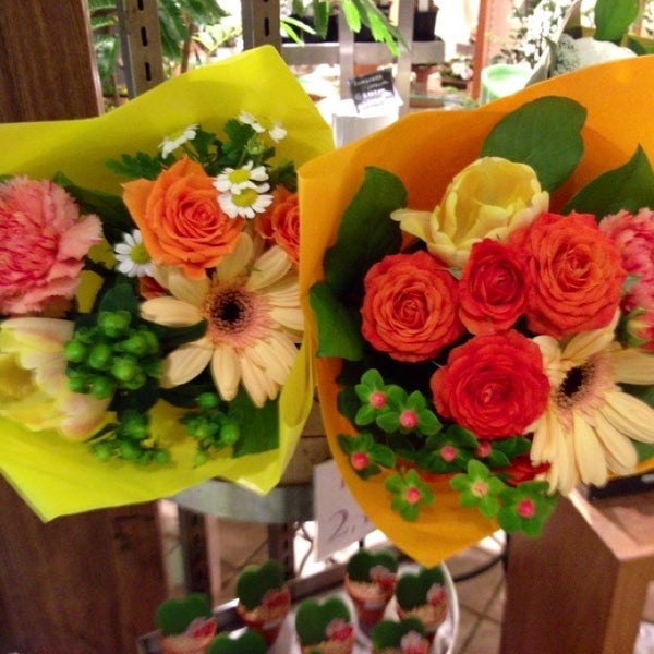 Fotos Bei Fleurage Un ルミネ新宿1店 Jetzt Geschlossen 西新宿1 1 5