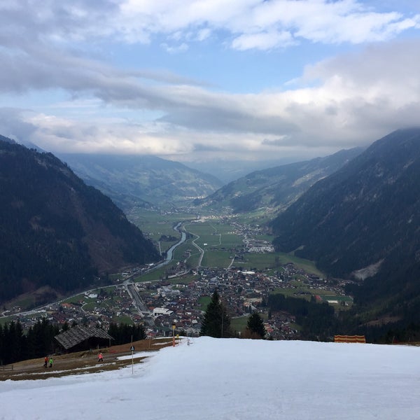 Mayrhofen Wood shop