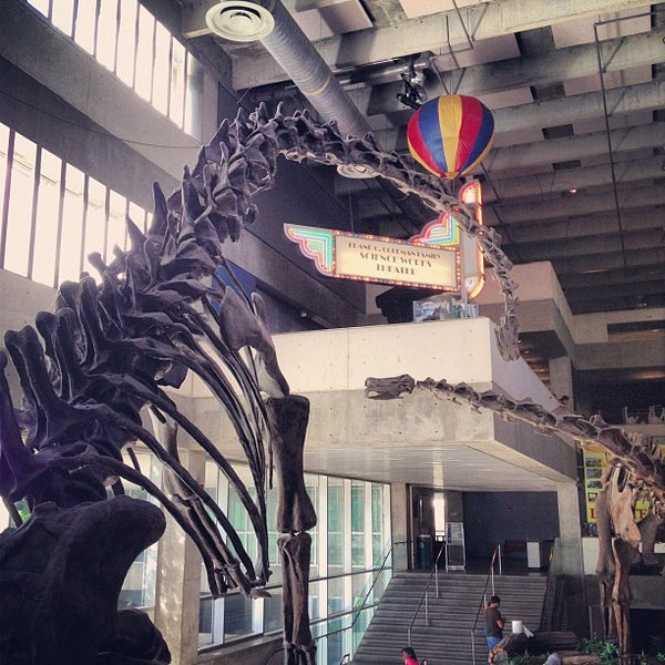 Foto diambil di Museum of Science &amp; Industry (MOSI) oleh Josh C. pada 10/14/2012