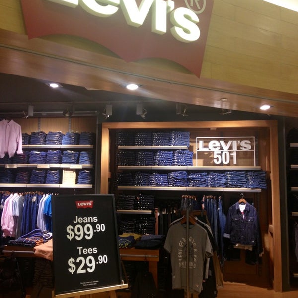 Levi's Store - Downtown Core - 1 tip