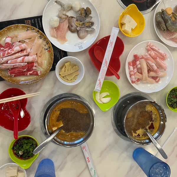 U & Me Hot Pot Restaurante chino