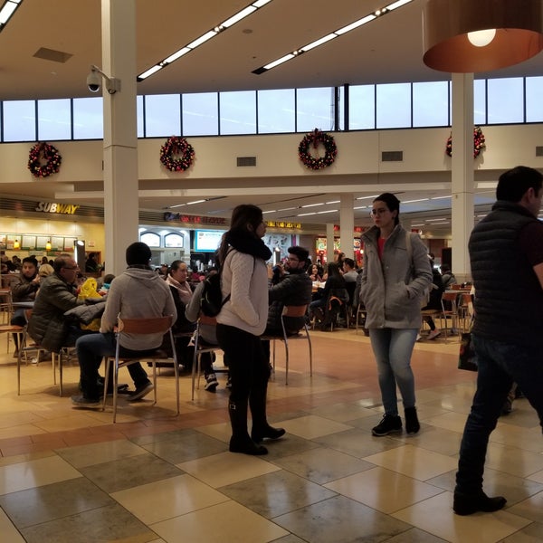 Food Court at the Northstar mall, San Antonio TX, DieselDucy