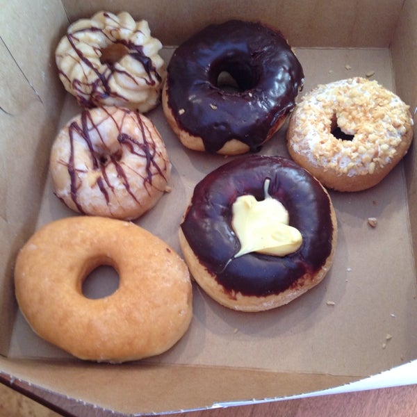 P. J. Murphy's Bakery (Now Closed) Macalester Groveland 11 tips