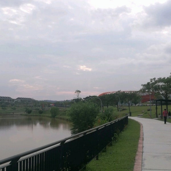 Photos At Central Park Elmina Lake In Sungai Buloh