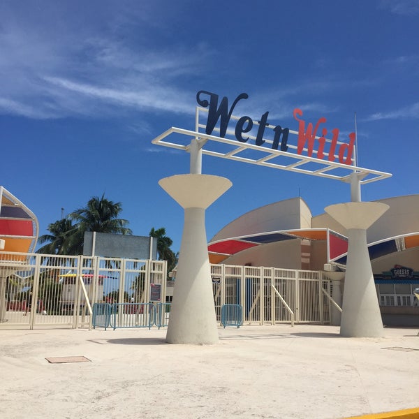 Photo prise au Wet &#39;n Wild par Genaro V. le8/20/2015