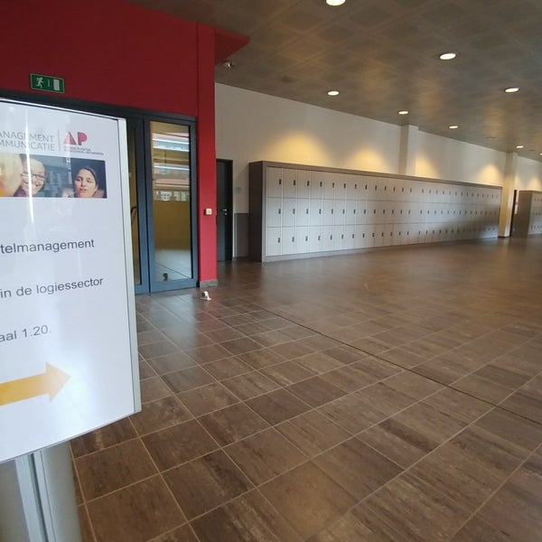 Campus зал Шелепиха