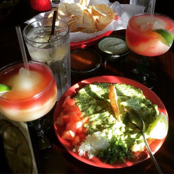Photo taken at El Tiempo Cantina by Kimberly C. on 4/4/2015