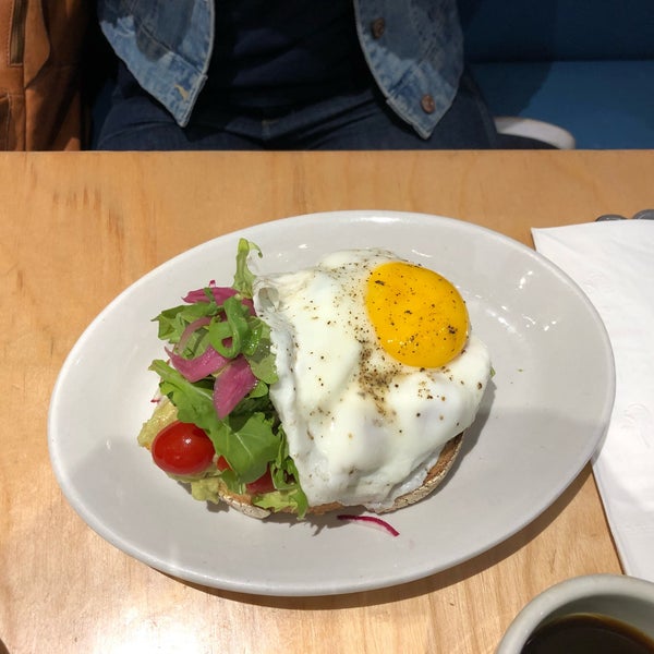 10/27/2018にScott KleinbergがSouthport Grocery &amp; Cafeで撮った写真