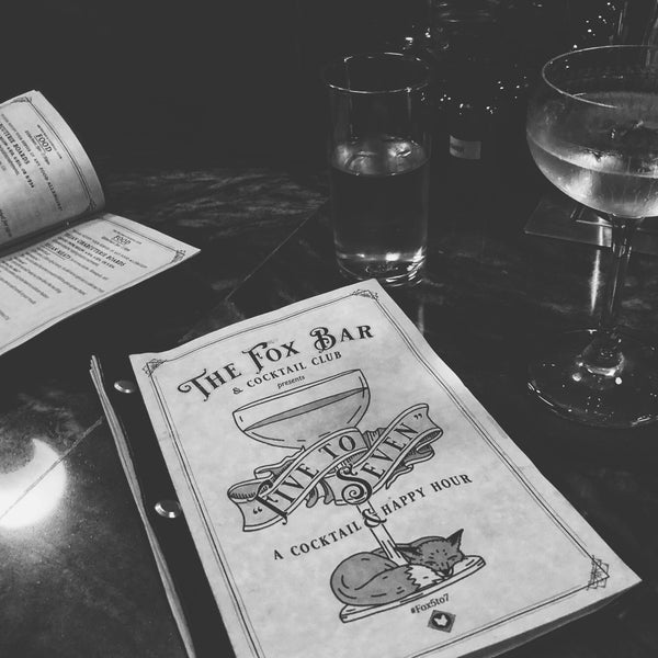 Foto scattata a The Fox Bar &amp; Cocktail Club da Justine A. il 2/8/2018