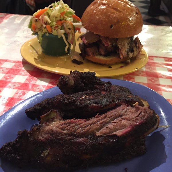 Photo taken at Memphis Minnie&#39;s BBQ by Limin S. on 3/21/2015