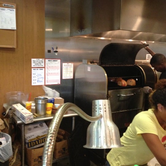 Photo taken at Dickey&#39;s Barbecue Pit by Wesley H. on 10/7/2012