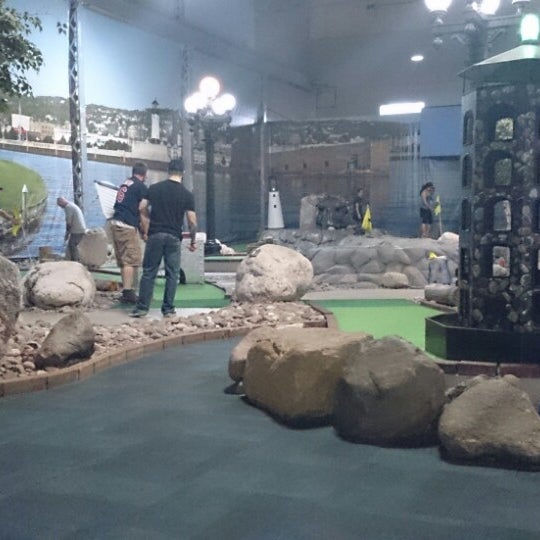 Adventure Zone - Downtown Duluth - 5 tips from 696 visitors