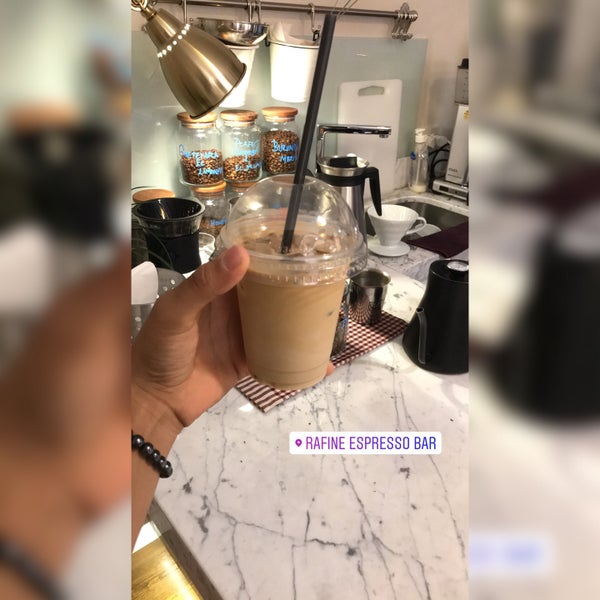 7/31/2018 tarihinde Mohammed A.ziyaretçi tarafından Rafine Espresso Bar'de çekilen fotoğraf