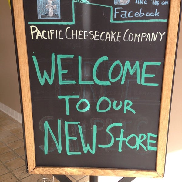 Foto scattata a Pacific Cheesecake Company da Lalo V. il 2/3/2013