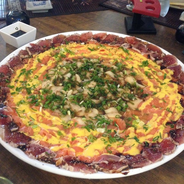 9/5/2014 tarihinde Rodrigo S.ziyaretçi tarafından Sushi Mart'de çekilen fotoğraf