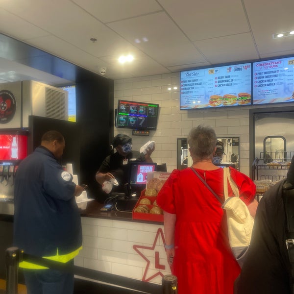 Lenny's Sub Shop Memphis Int'l Airport Concourse B