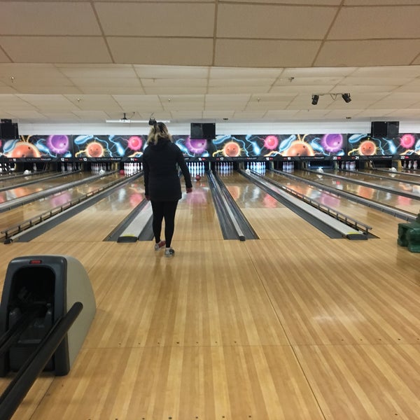 Thunder Alley Bowling Fort Carson, CO
