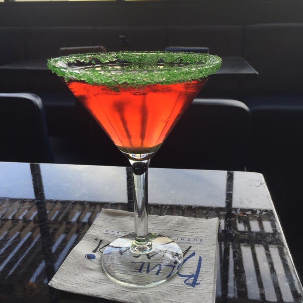 Foto tomada en Blue Wasabi Sushi &amp; Martini Bar  por Stacee E. el 4/11/2015