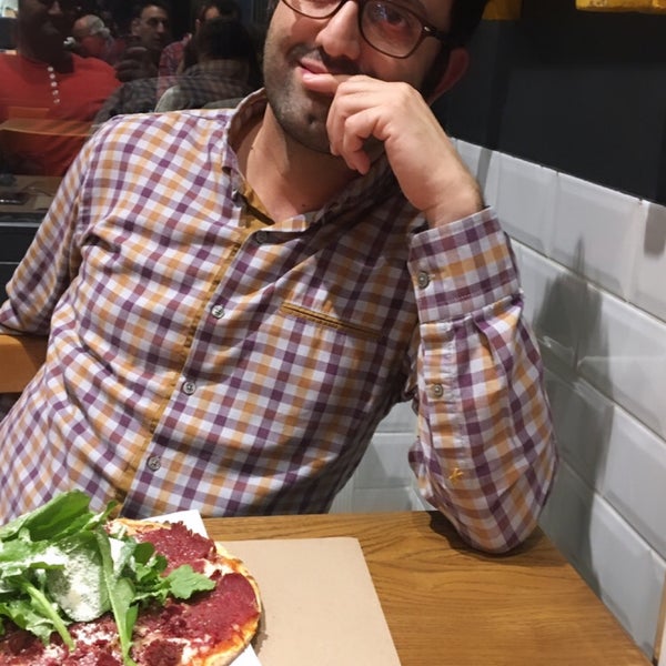 Photo taken at Pizza Locale by Rumet S. on 1/28/2020