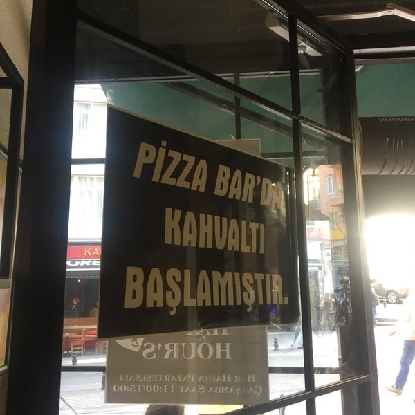 4/3/2018 tarihinde Rumet S.ziyaretçi tarafından Pizza Bar'de çekilen fotoğraf