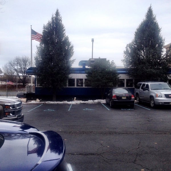 Foto tirada no(a) Clinton Station Diner por Warren R. em 12/1/2014