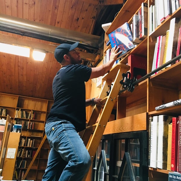 Photo taken at Midtown Scholar Bookstore by Warren R. on 9/10/2019