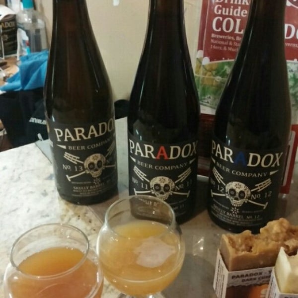 รูปภาพถ่ายที่ Paradox Beer Company โดย Karl S. เมื่อ 7/4/2014