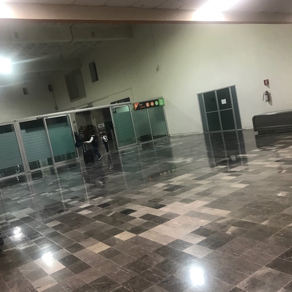 Fotos en Aeropuerto Internacional General Francisco J. Mujica (MLM