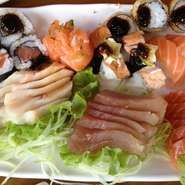 Photo prise au Haikai Sushi par Cristiano M. le8/2/2013