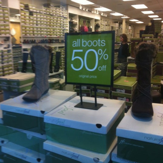 naturalizer outlet orlando