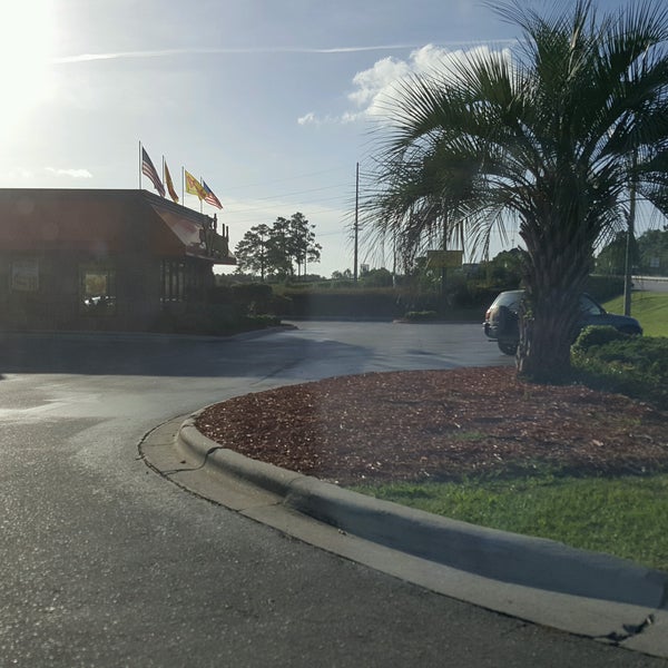 Bojangles' Famous Chicken 'n Biscuits Fast Food Restaurant in Shallotte