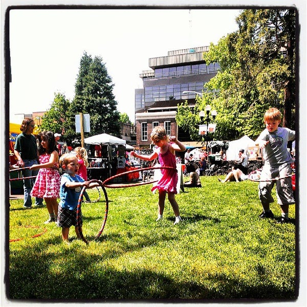 Photo taken at Eugene Saturday Market by Nate D. on 5/11/2013