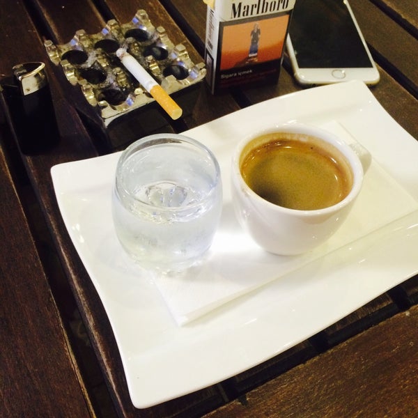Foto diambil di Monarchi | Cafe ve Restaurant oleh Selahattin S. pada 8/31/2015