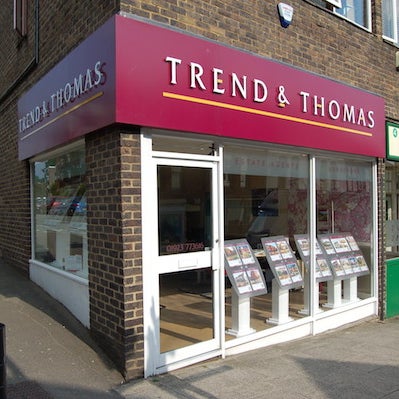 รูปภาพถ่ายที่ Trend &amp; Thomas โดย Trend &amp; Thomas เมื่อ 5/30/2014