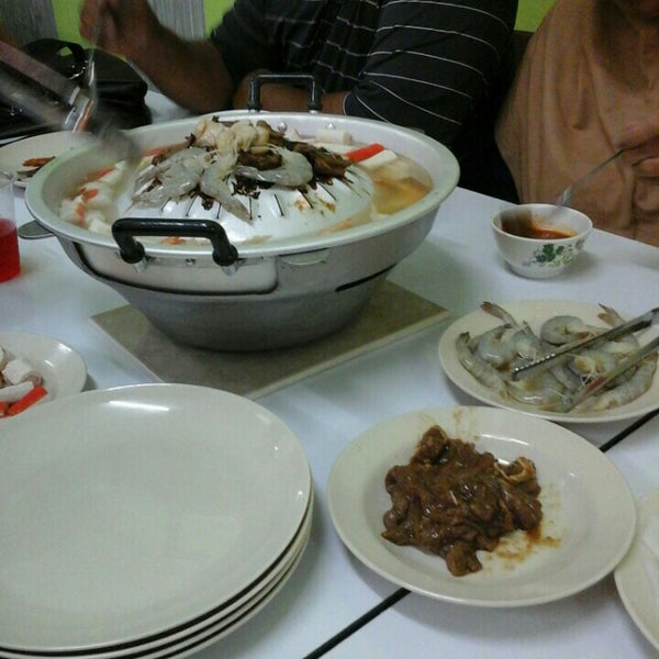Celup steamboat