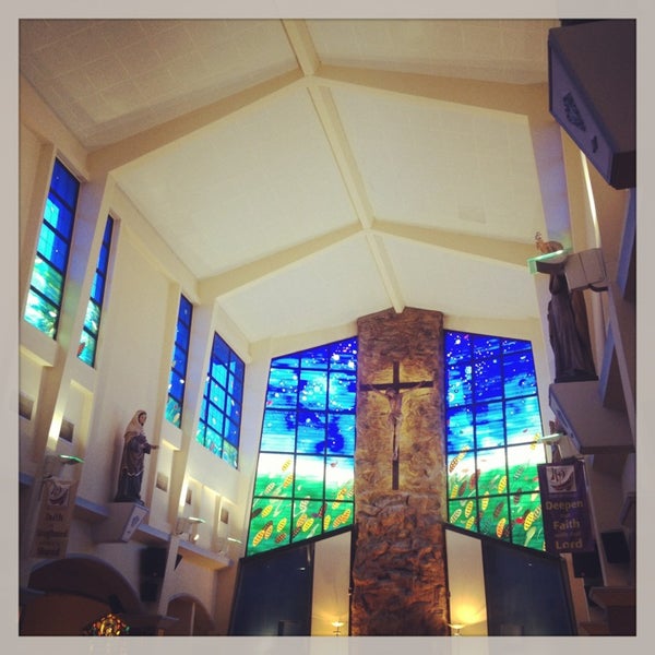 5/26/2013 tarihinde Geraldine Y.ziyaretçi tarafından Catholic Church of St. Francis Xavier'de çekilen fotoğraf