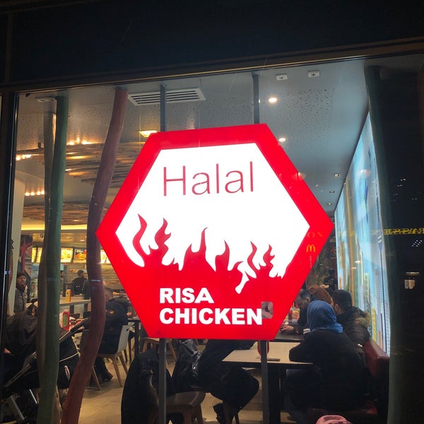 Risa Chicken Fried Chicken Joint In Berlin