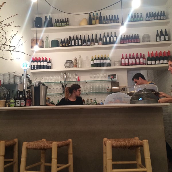 Foto scattata a Mama&#39;s Café da Xavi C. il 9/7/2015