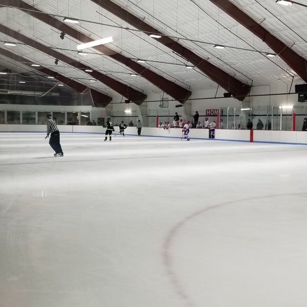 Foto tirada no(a) Orbit Skate Center por In Vitis Veritas em 12/2/2018