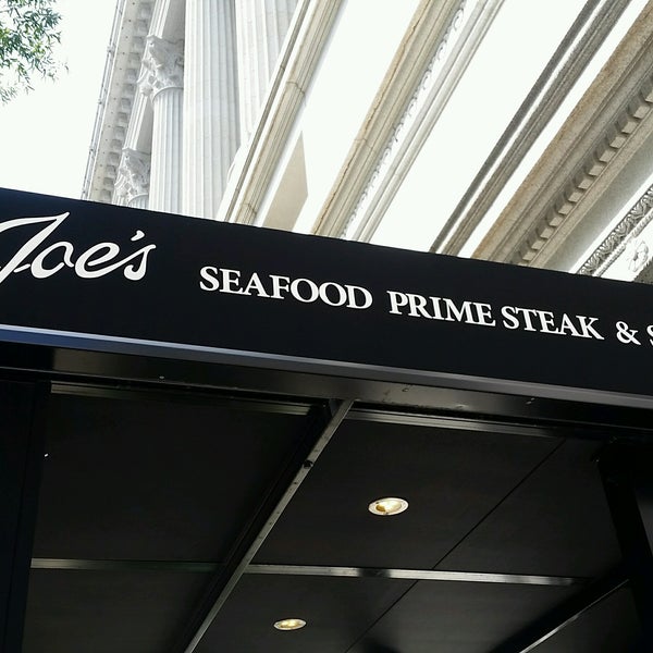 8/2/2016에 In Vitis Veritas님이 Joe&#39;s Seafood, Prime Steak &amp; Stone Crab에서 찍은 사진