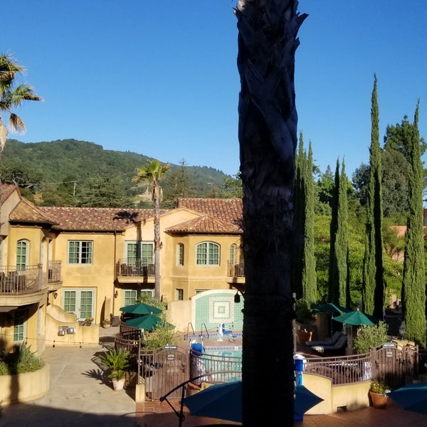 6/11/2018 tarihinde In Vitis Veritasziyaretçi tarafından Hotel Los Gatos'de çekilen fotoğraf