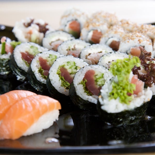 Das Foto wurde bei PATERA cocktail &amp; sushi bar von PATERA cocktail &amp; sushi bar am 5/28/2014 aufgenommen