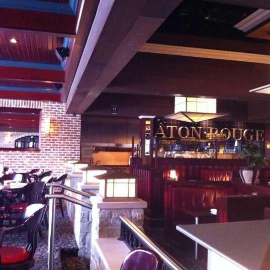 10/13/2012にPeter T.がBâton Rouge Grillhouse &amp; Barで撮った写真