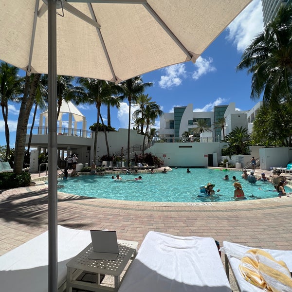 Photo taken at Pool at the Diplomat Beach Resort Hollywood, Curio Collection by Hilton by Bebo G. on 9/3/2022