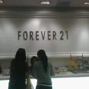 Forever 21 (Orlando Premium)