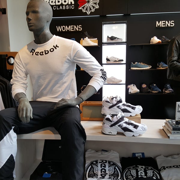Indvending midnat Optøjer Reebok FitHub - Sporting Goods Shop in New York